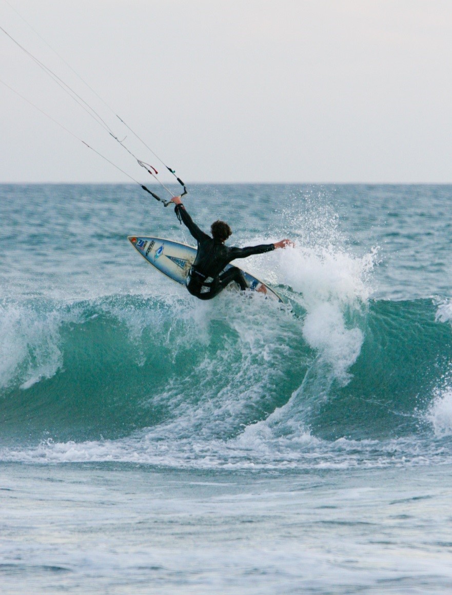 Kite surfing at Playas Pacificas